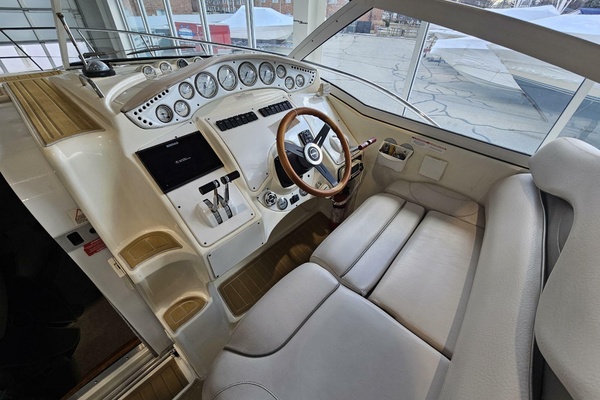 33ft Doral Yacht For Sale