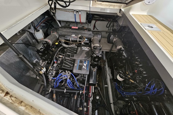 33ft Doral Yacht For Sale