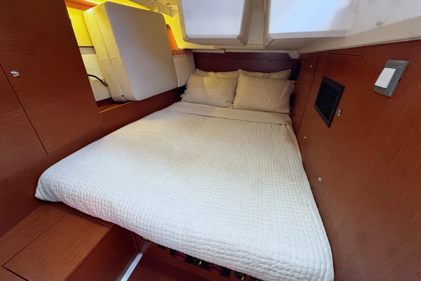 Beneteau Oceanis 46.1 Yacht For Sale