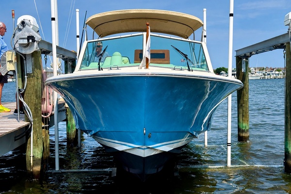 Calm 25ft Hunt Yachts Yacht For Sale