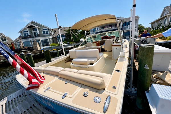 Calm 25ft Hunt Yachts Yacht For Sale