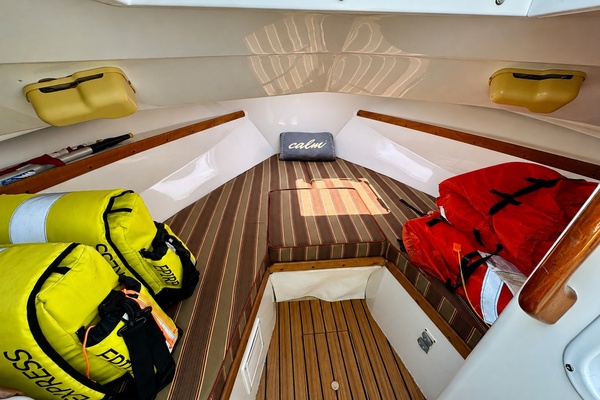 Calm 25ft Hunt Yachts Yacht For Sale