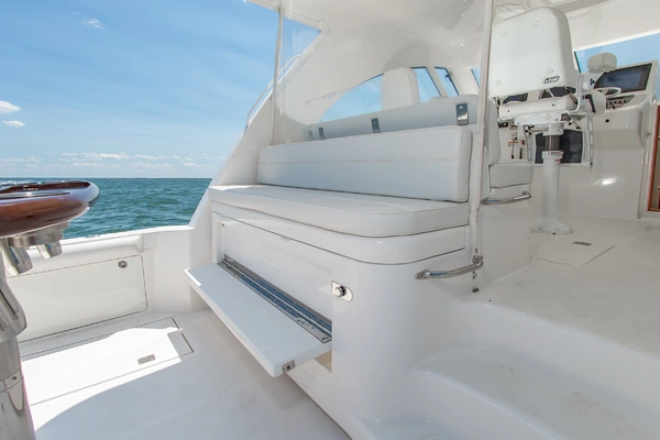 2013 Cabo 40