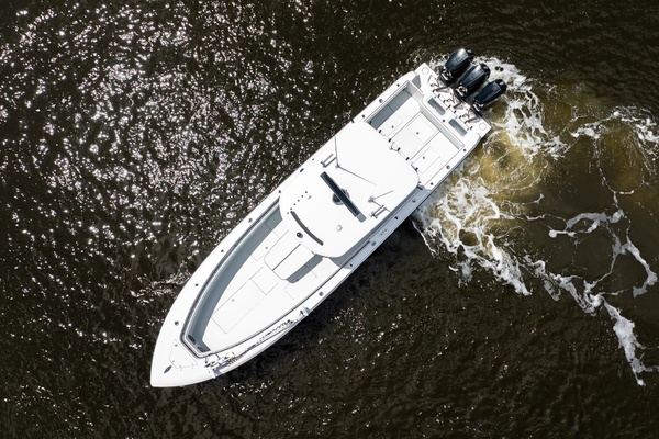 39ft Contender Yacht For Sale