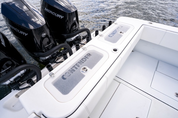 39ft Contender Yacht For Sale
