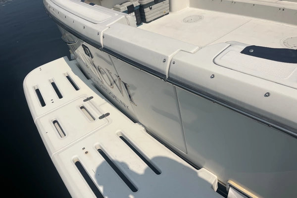 Photo of the 1996 Tiara Yachts Montauk