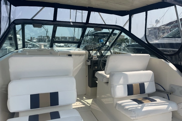 Photo of the 1996 Tiara Yachts Montauk