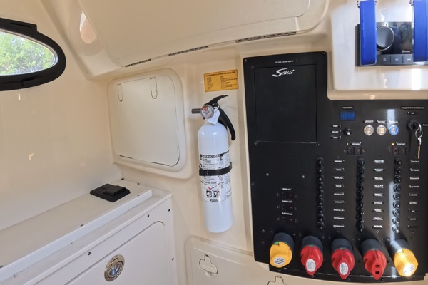 27ft Scout Yacht For Sale