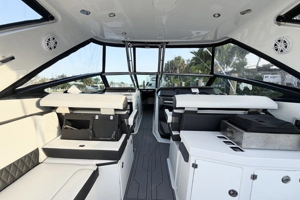 2021 Monterey 38