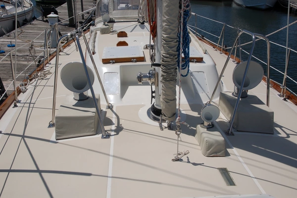 Hinckley 50 Sou'wester Yacht For Sale