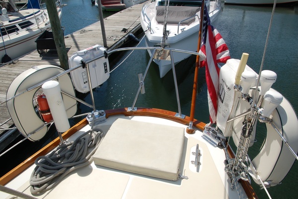 GRACE 50ft Hinckley Yacht For Sale