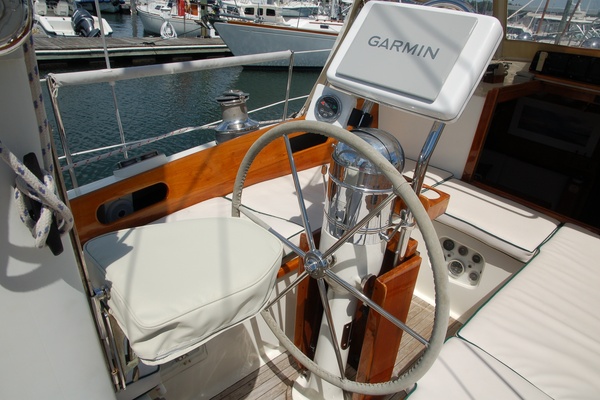 GRACE 50ft Hinckley Yacht For Sale