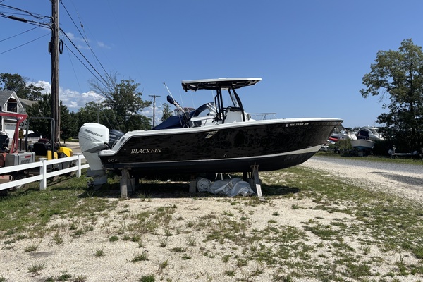 24ft Blackfin Yacht For Sale