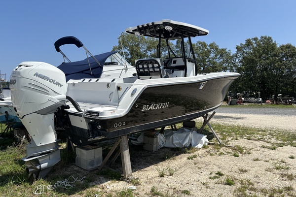 24ft Blackfin Yacht For Sale