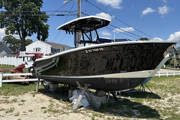 24ft Blackfin Yacht For Sale