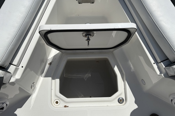 24ft Blackfin Yacht For Sale