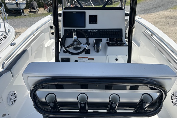 24ft Blackfin Yacht For Sale