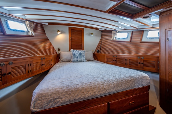 TURIYA 42ft Kadey Krogen Yacht For Sale