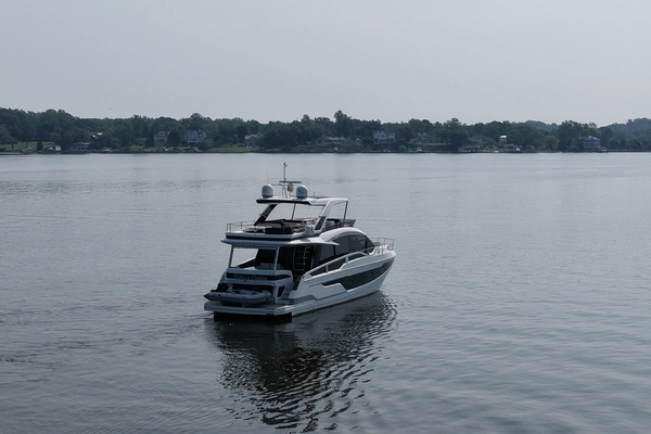 2018 Galeon 68