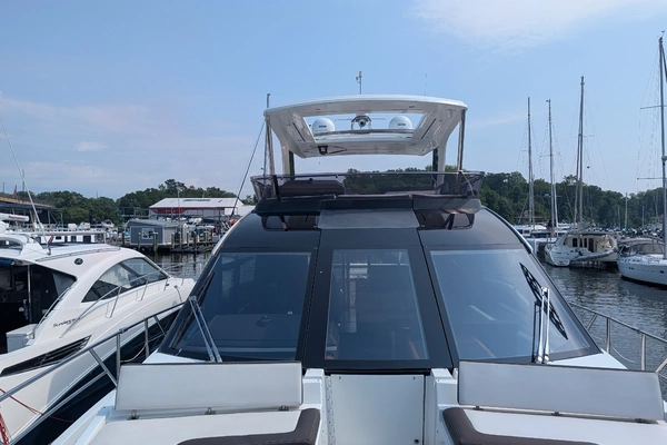 2018 Galeon 68