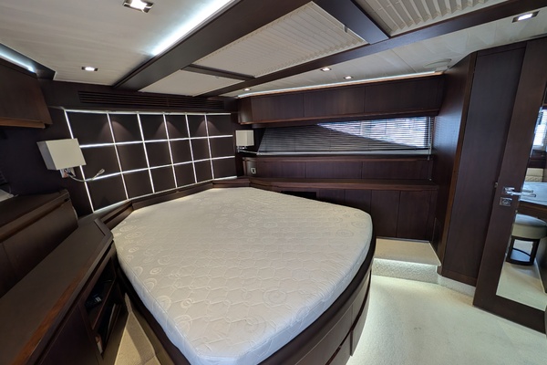 68ft Galeon Yacht For Sale