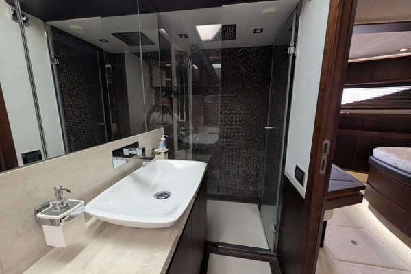 2018 Galeon 68