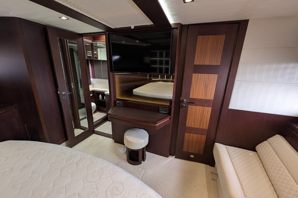 68ft Galeon Yacht For Sale
