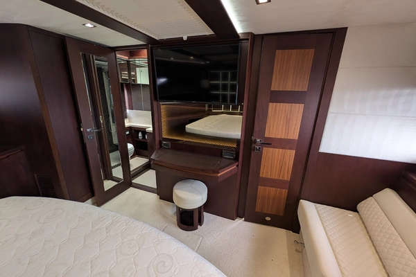 2018 Galeon 68