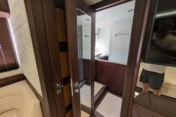 2018 Galeon 68