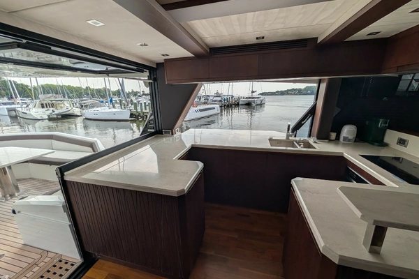 2018 Galeon 68