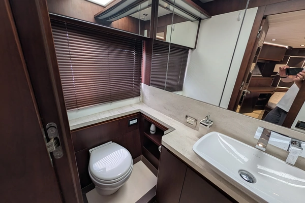 2018 Galeon 68