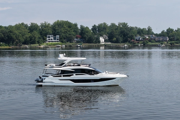 2018 Galeon 68