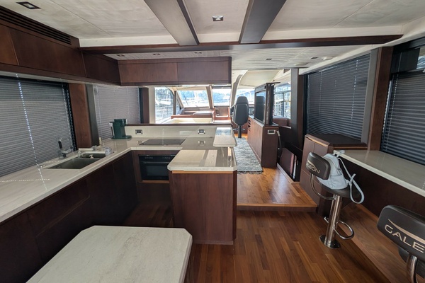 68ft Galeon Yacht For Sale