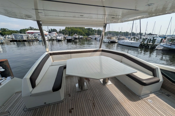 2018 Galeon 68
