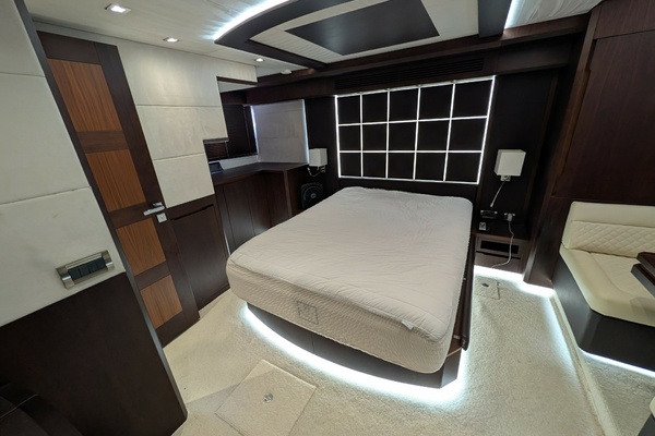 68ft Galeon Yacht For Sale