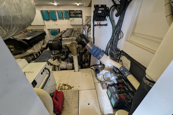 68ft Galeon Yacht For Sale