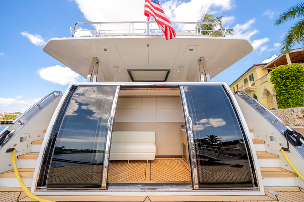 2025Ocean Alexander 88 ft 27R