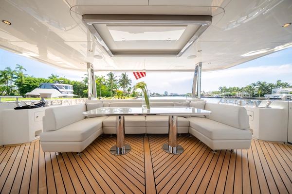 Ocean Alexander 27R Yacht For Sale