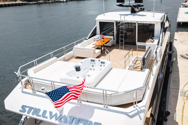 Ocean Alexander 27R Yacht For Sale