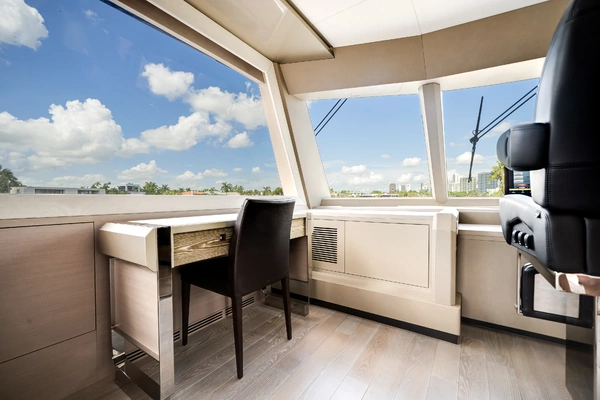 Ocean Alexander 27R Yacht For Sale