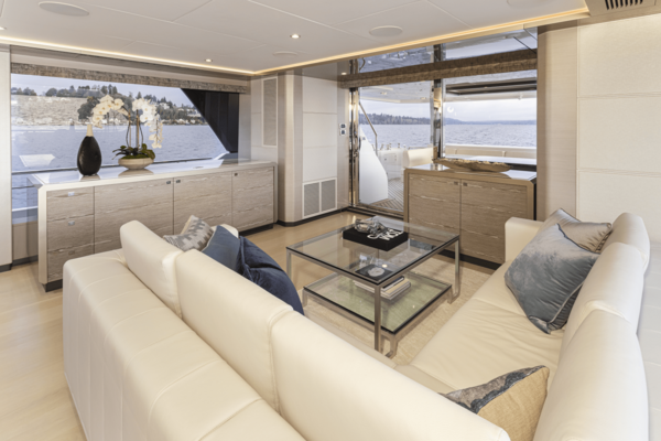 88ft Ocean Alexander Yacht For Sale