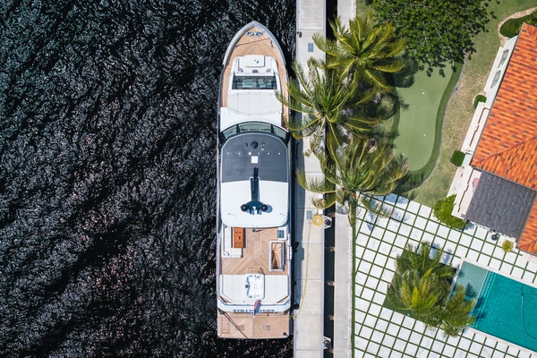 Ocean Alexander 27R Yacht For Sale