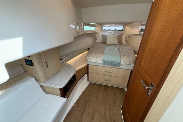 American Rebel 36ft Regal Yacht For Sale