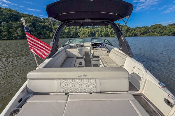 27ft Sea Ray Yacht For Sale