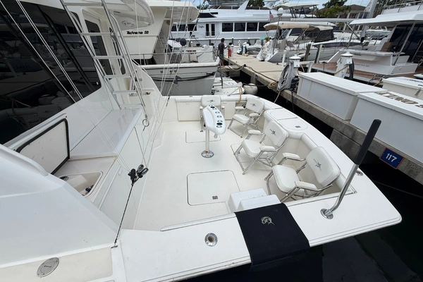 2000 Ocean Yachts 56