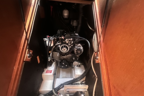 45ft Beneteau Yacht For Sale