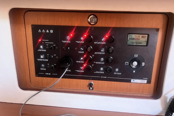 45ft Beneteau Yacht For Sale