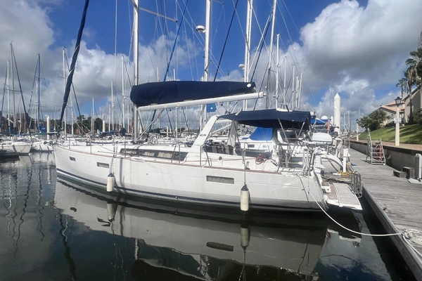 Photo of the 2016 Beneteau Oceanis 45