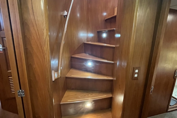 2002 Grand Alaskan 53