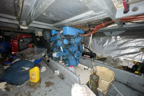 TBI SURVIVOR 34ft Californian Yacht For Sale